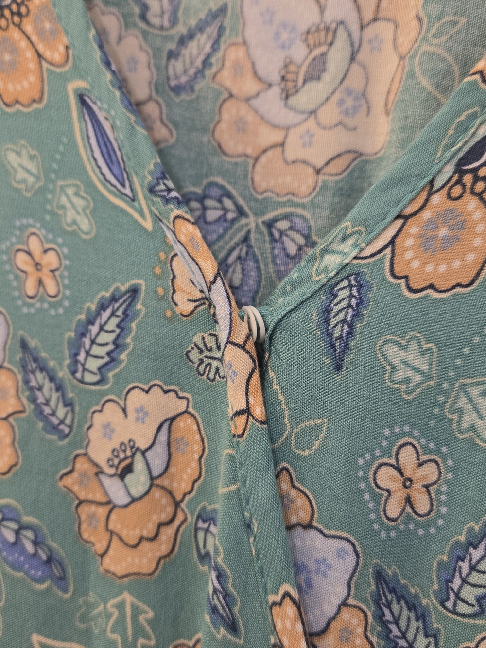Bloomchic Floral Bell Sleeve Shirred Waist Maxi Dress - Size 18/20 - Picture 6 of 7